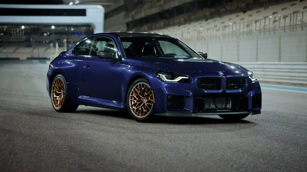 BMW-MY26-M2CS-g87_cs_dynamics_fb-retouched_16to9